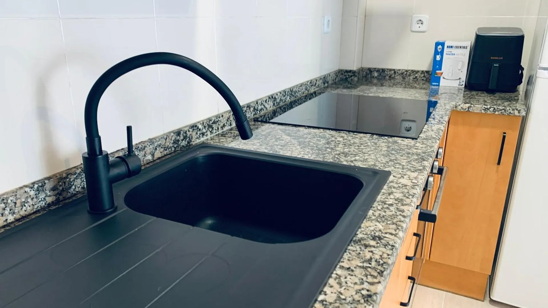 סנטה כריסטינה ד'ארו Hauzify I Apartament Picasso ספרד