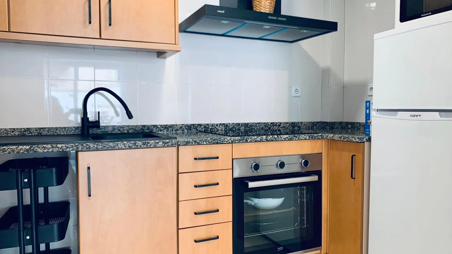 סנטה כריסטינה ד'ארו Hauzify I Apartament Picasso ספרד